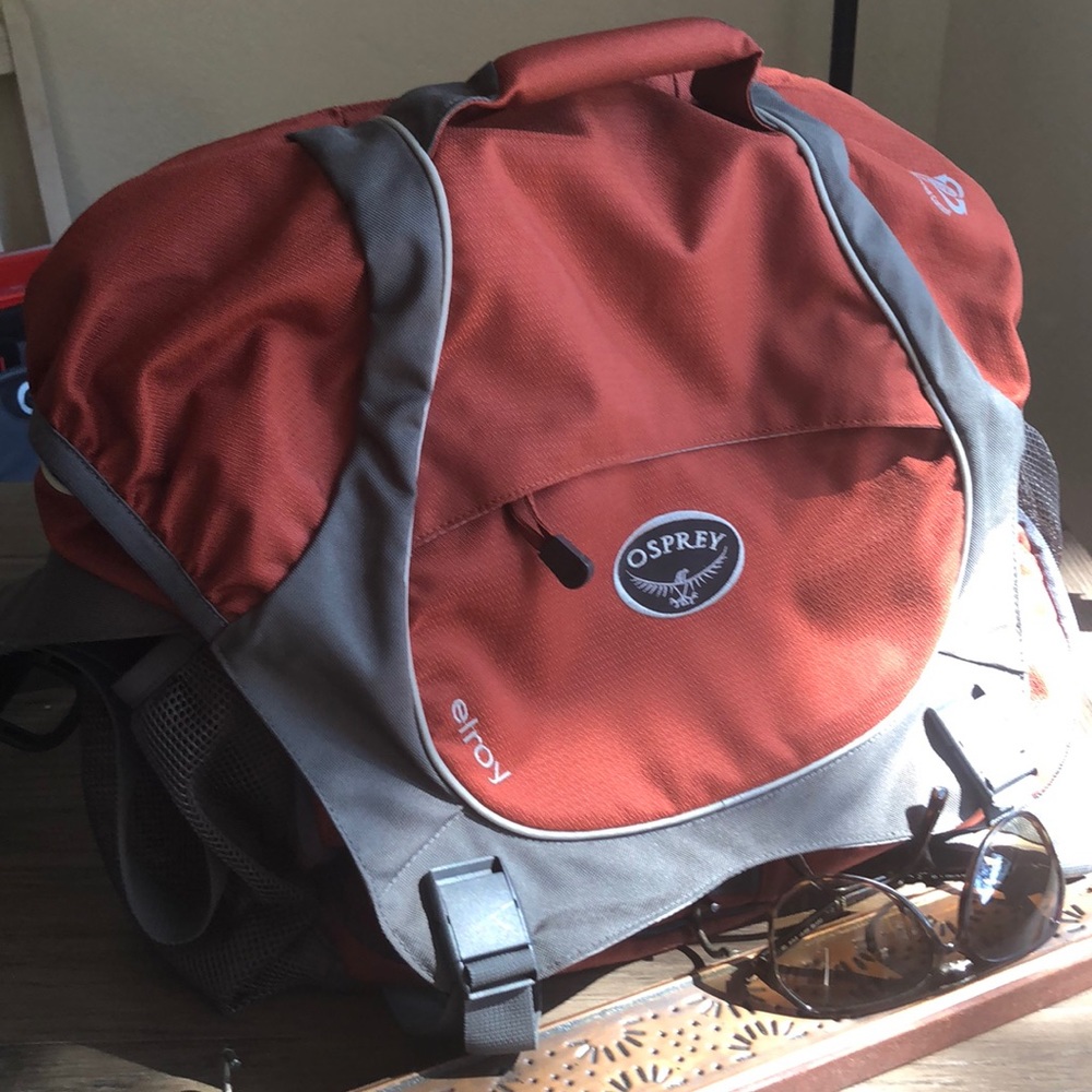 Osprey Laptop Messenger Bag. New condition!
